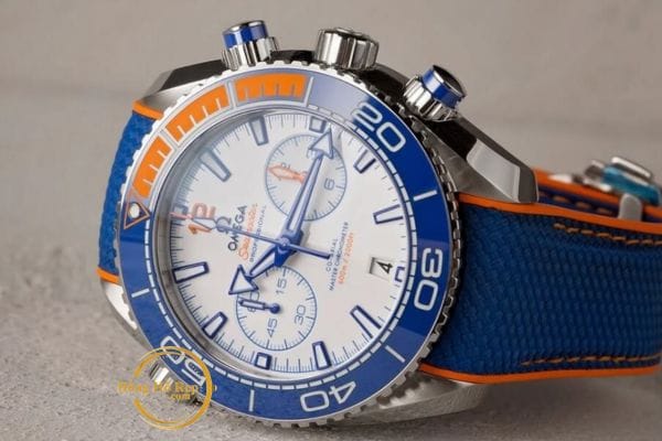đồng hồ Omega Fake loại 3 có chất lượng thấp, tính thẩm mỹ không cao