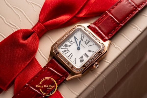 Những điều cần biết về đồng hồ Cartier Trung Quốc 4 Dây đeo màu đỏ nổi bật